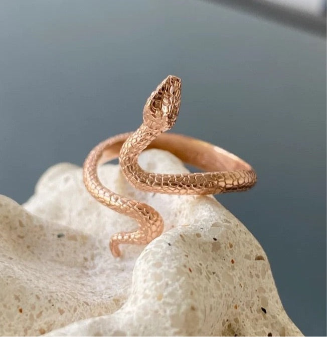 rose gold snake ring