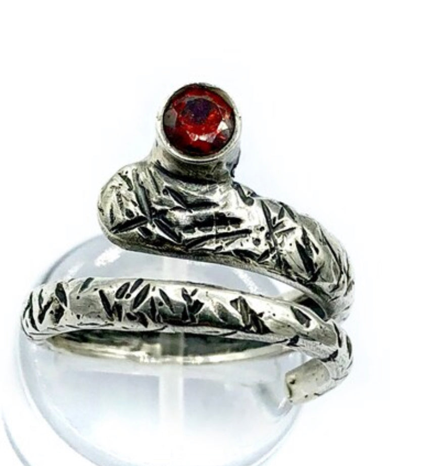 silver spiral ring, garnet ring, January birthstone ring
