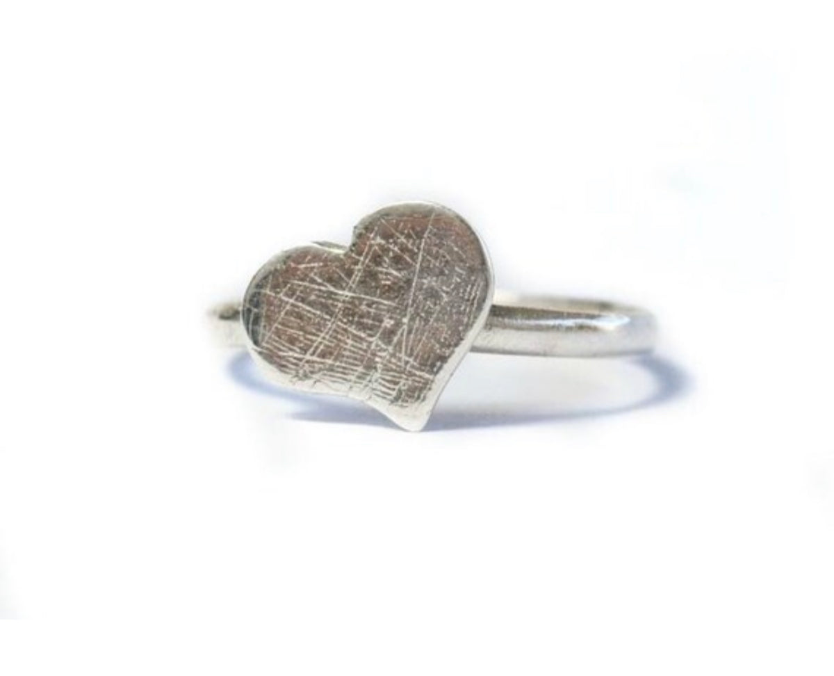 silver heart ring textured