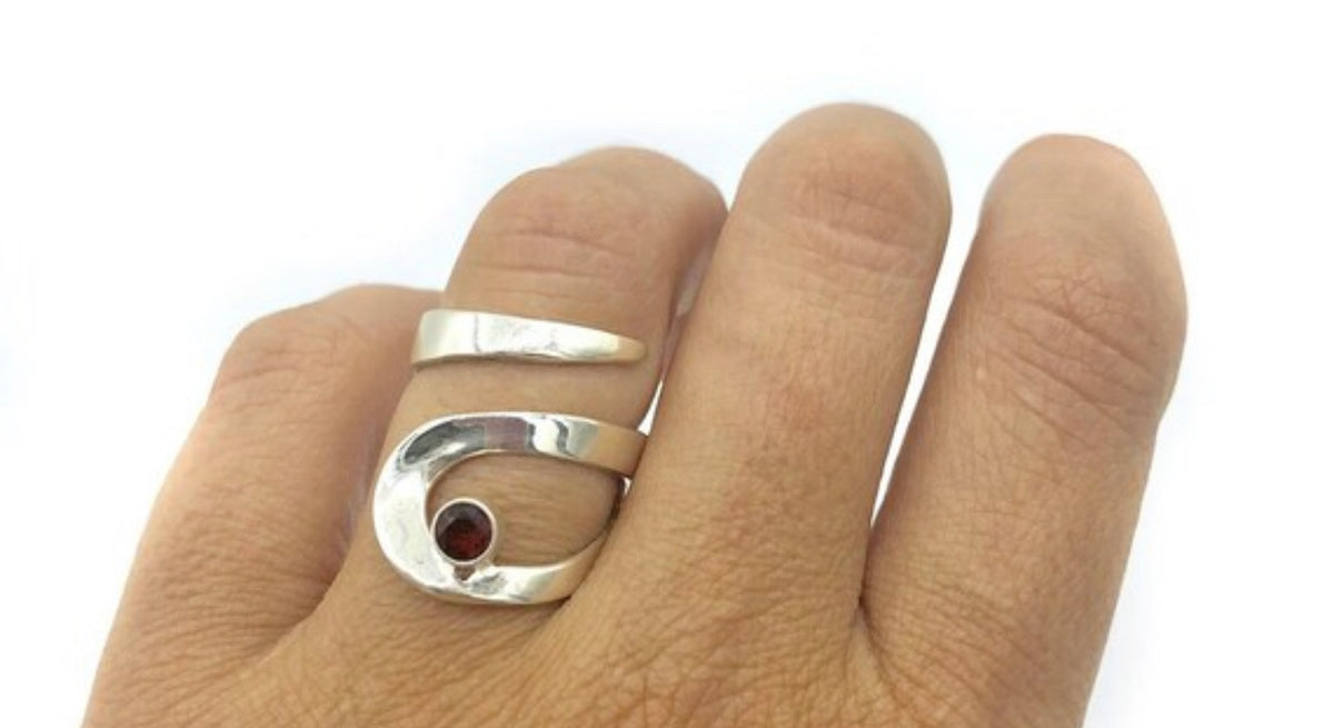 red garnet silver ring