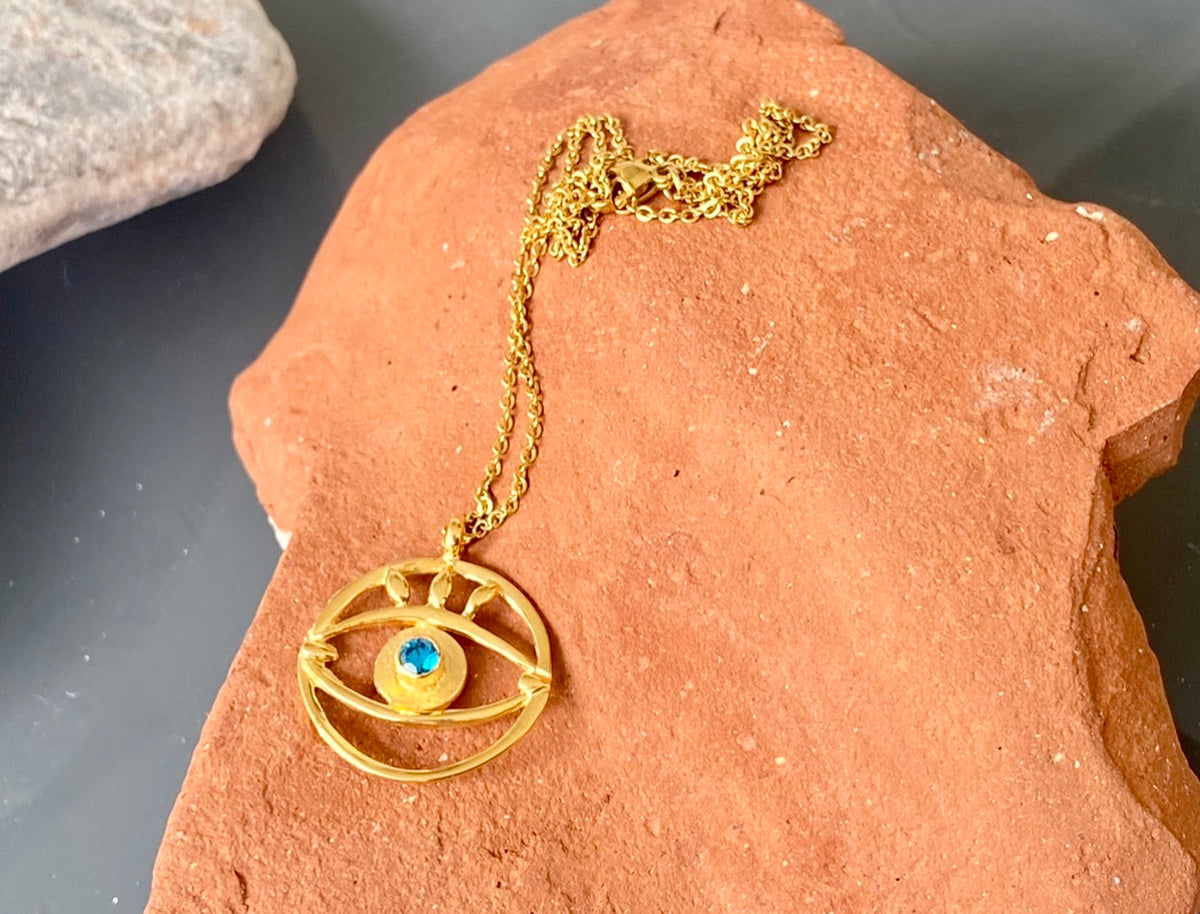 Evil eye necklace gold with blue gemstone