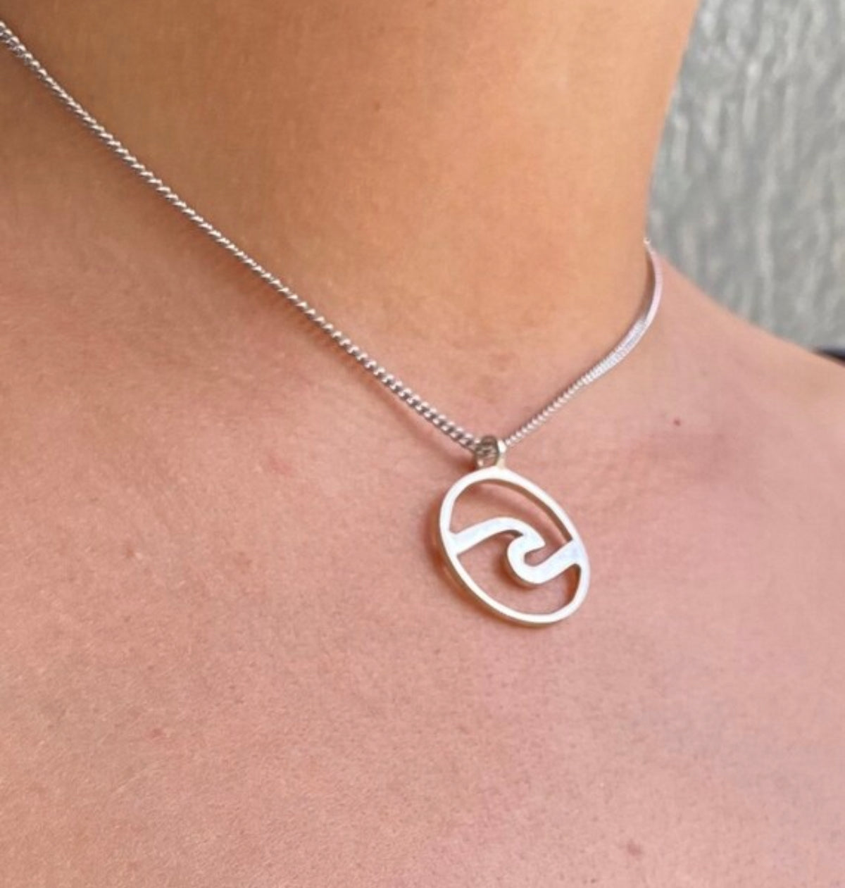 ocean wave necklace silver