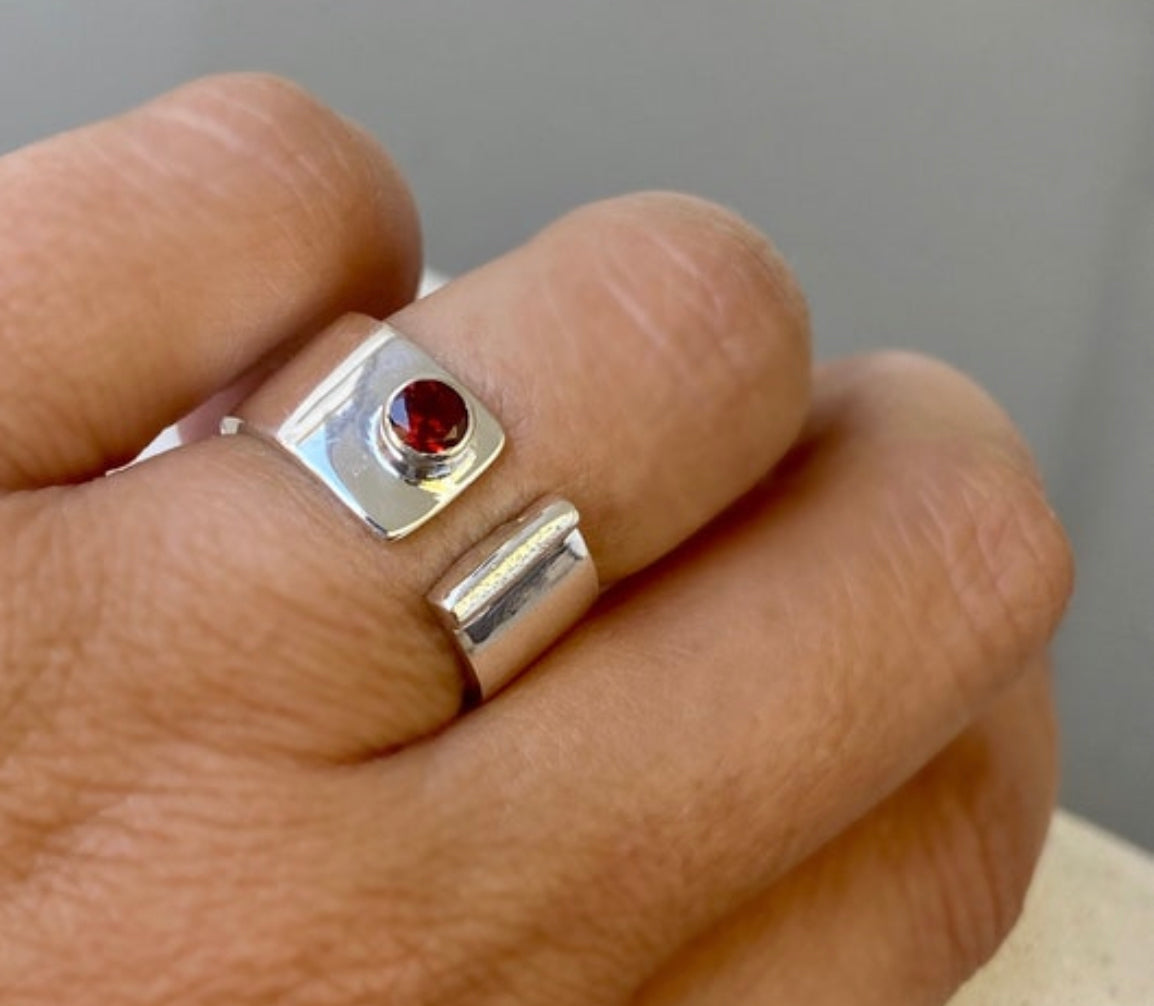 red garnet ring silver, red gemstone ring