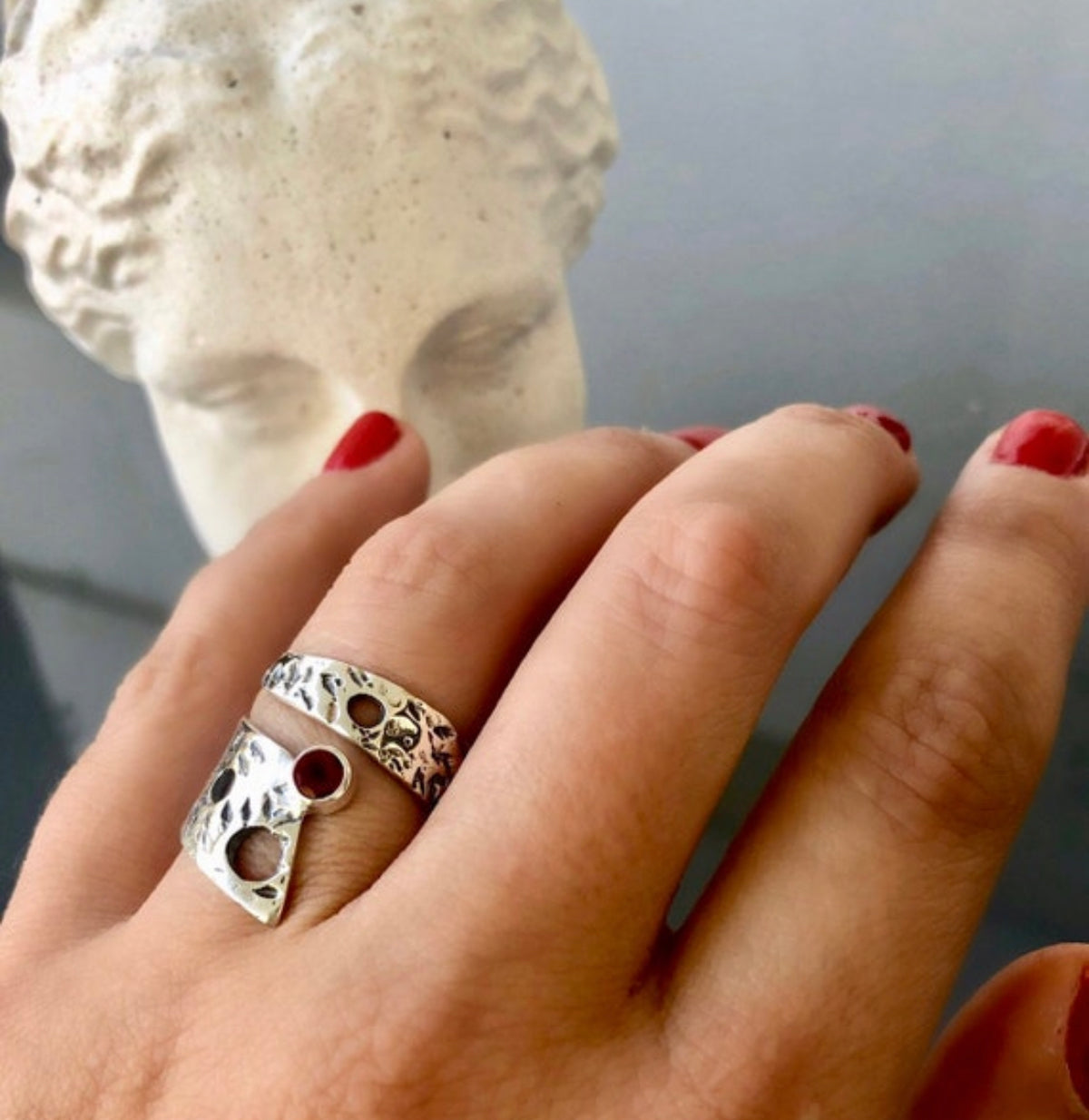 red garnet ring silver