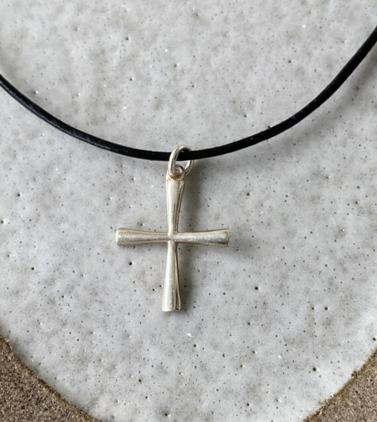 small women’s silver cross