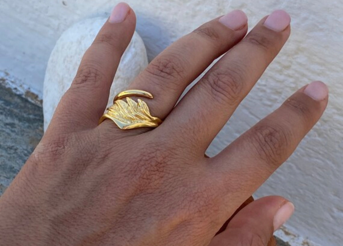gold wing ring