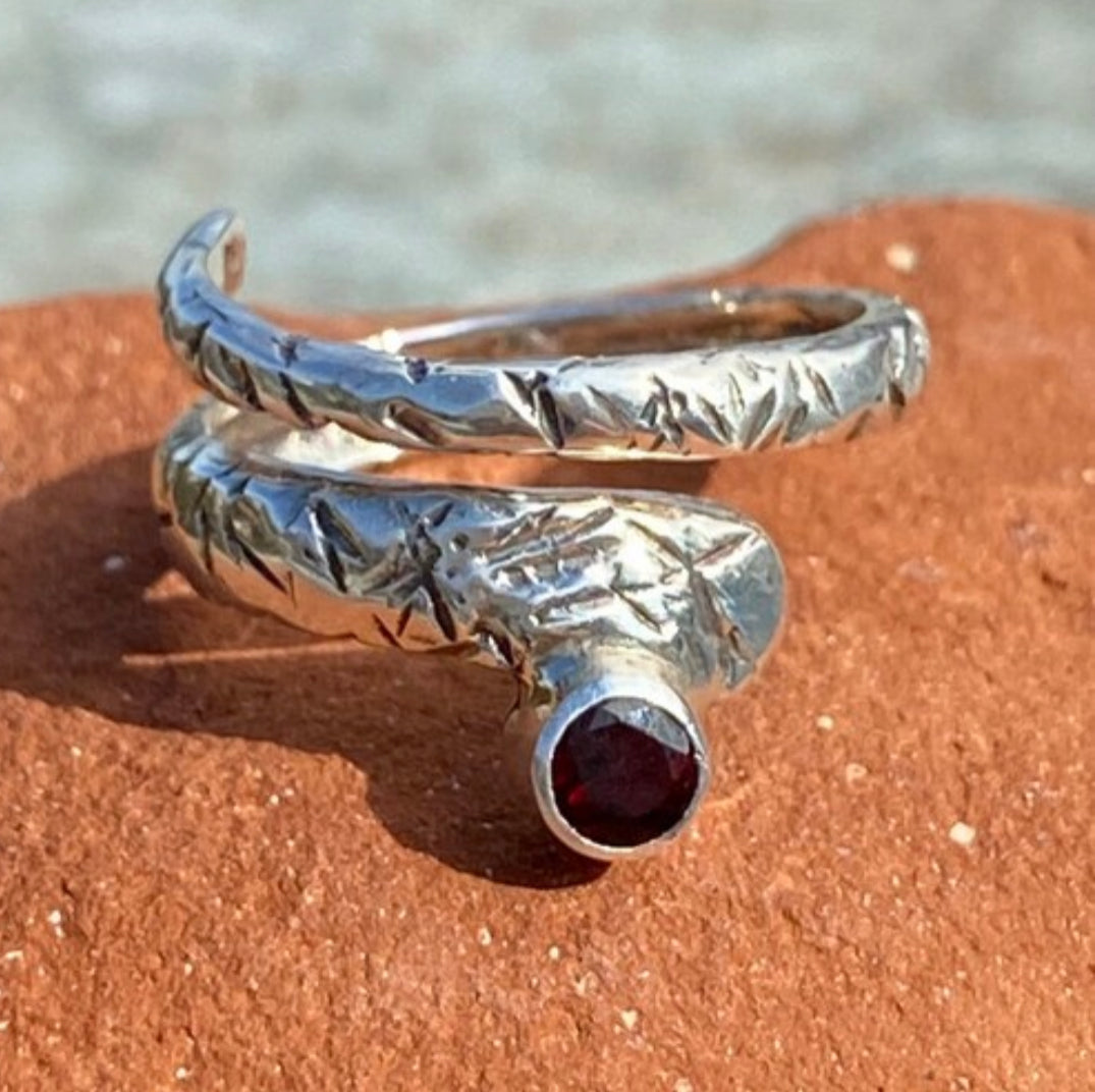silver spiral ring, garnet ring, January birthstone ring