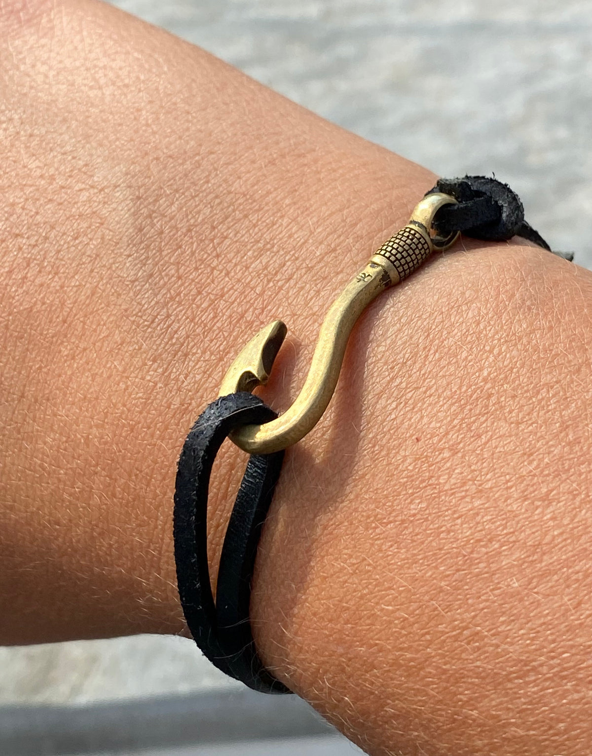 fish hook bracelet antique brass, vintage fishhook bracelet with adjustable leather