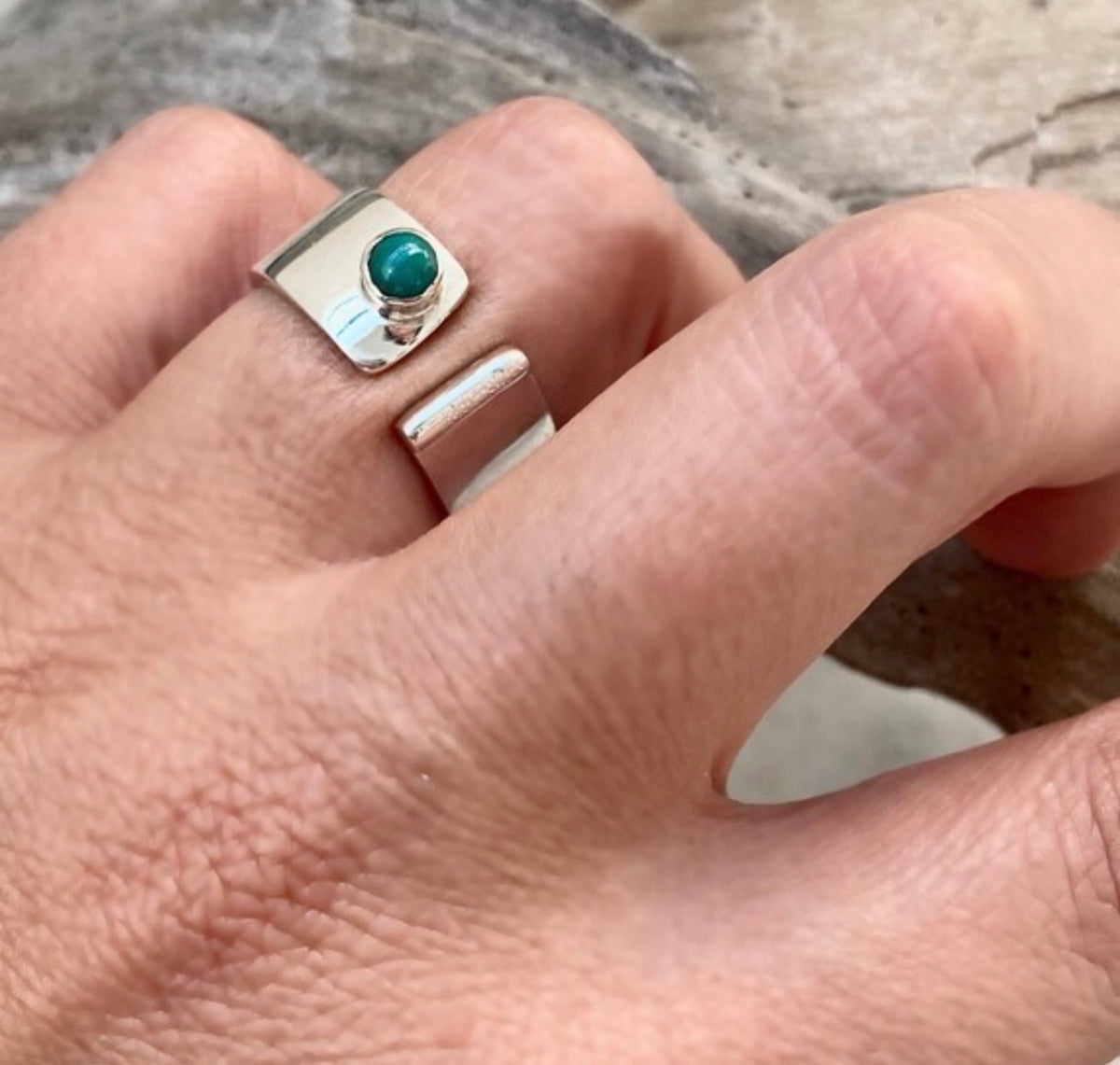 Silver ring with turquoise gemstone, adjustable ring