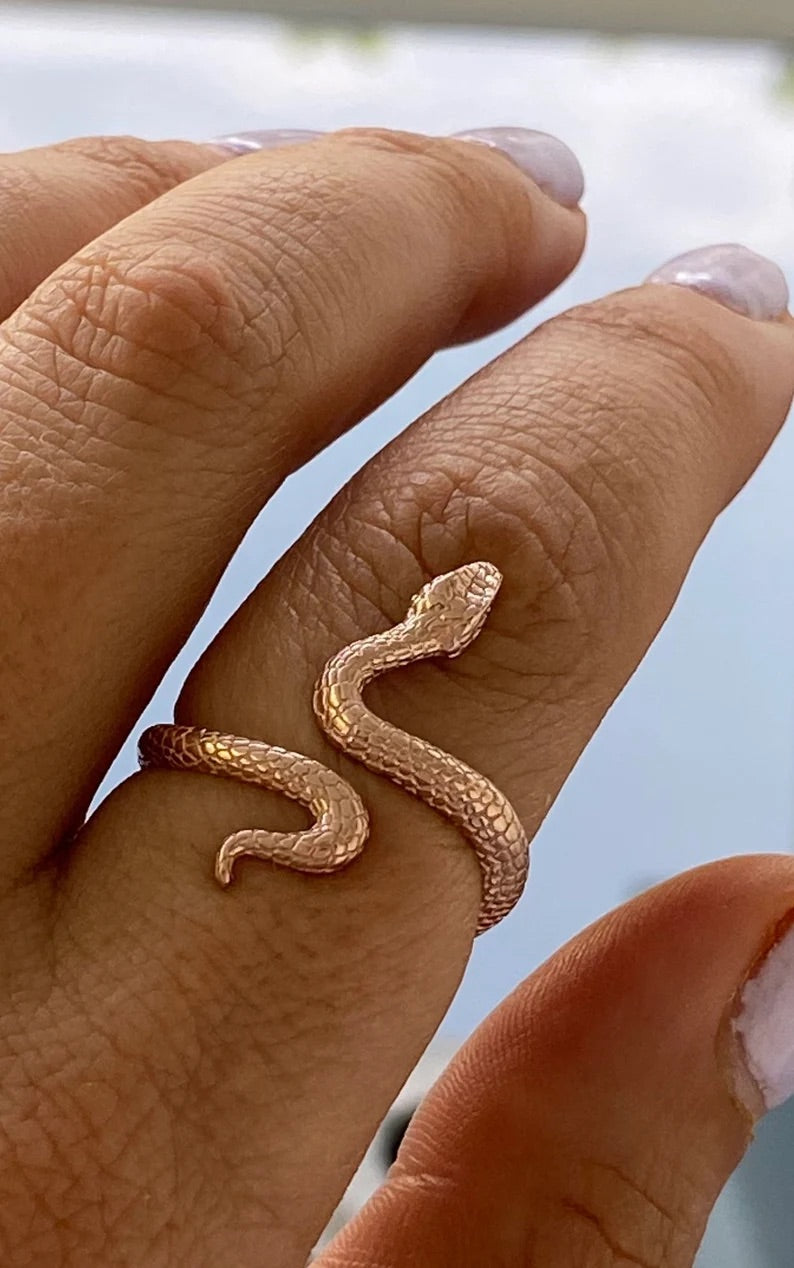 snake ring rose gold