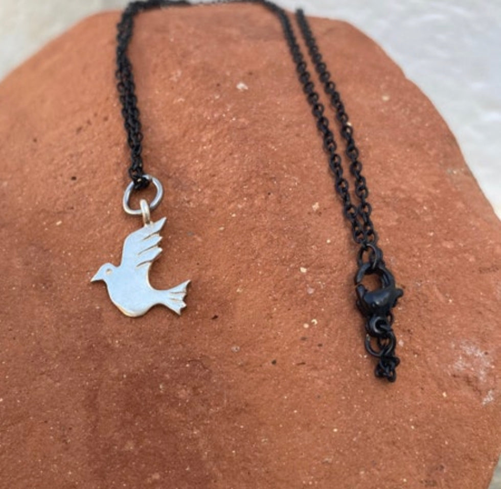 dove necklace silver black 40 cm chain