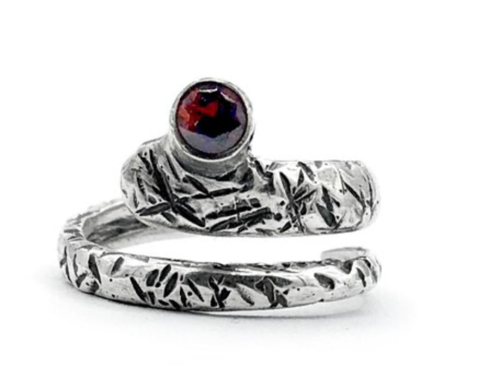 silver spiral ring, garnet ring, January birthstone ring