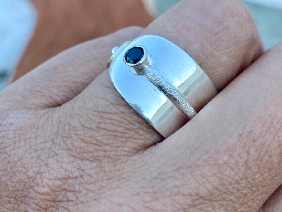 black gemstone silver ring adjustable