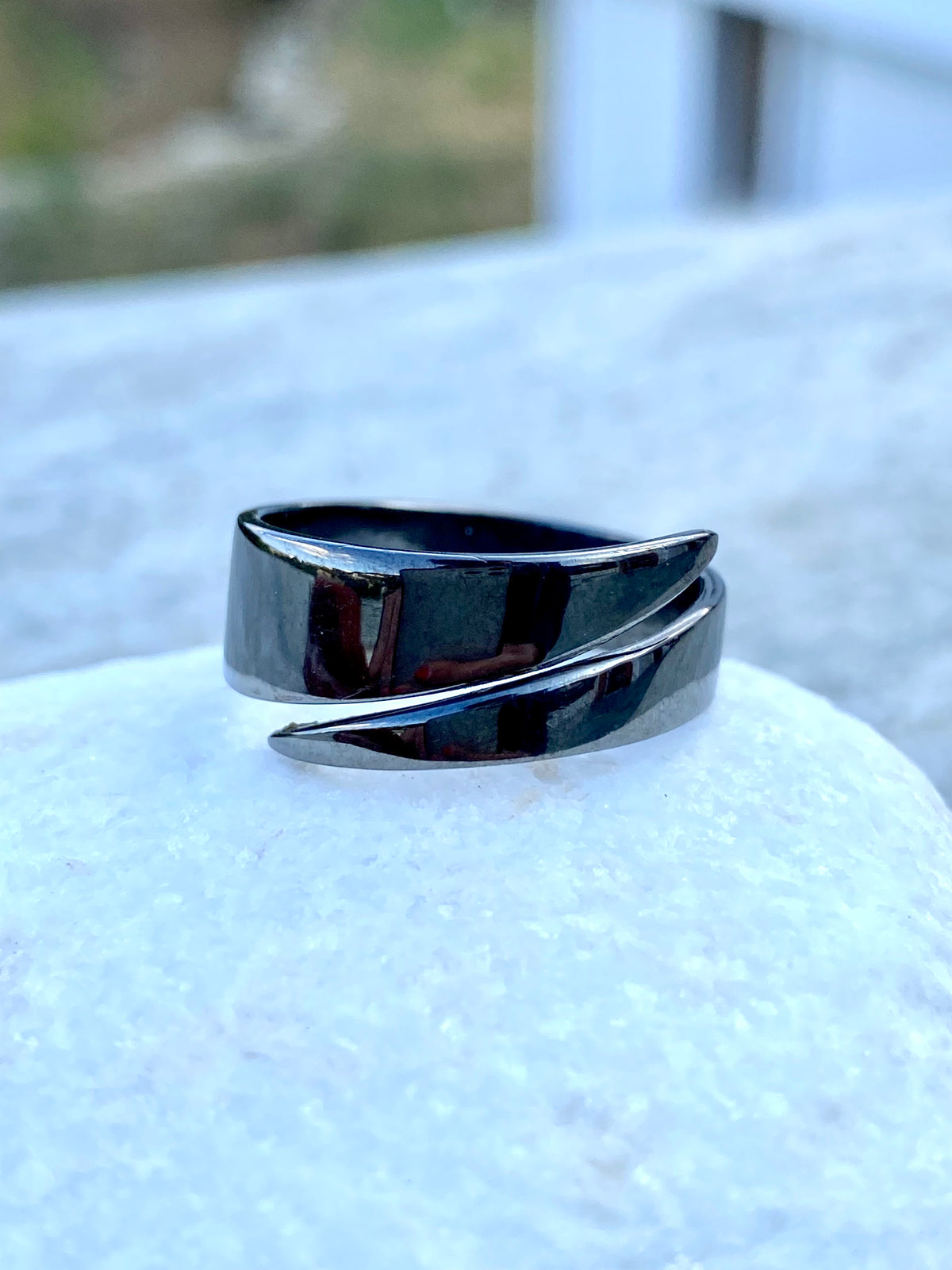 black ring adjustable