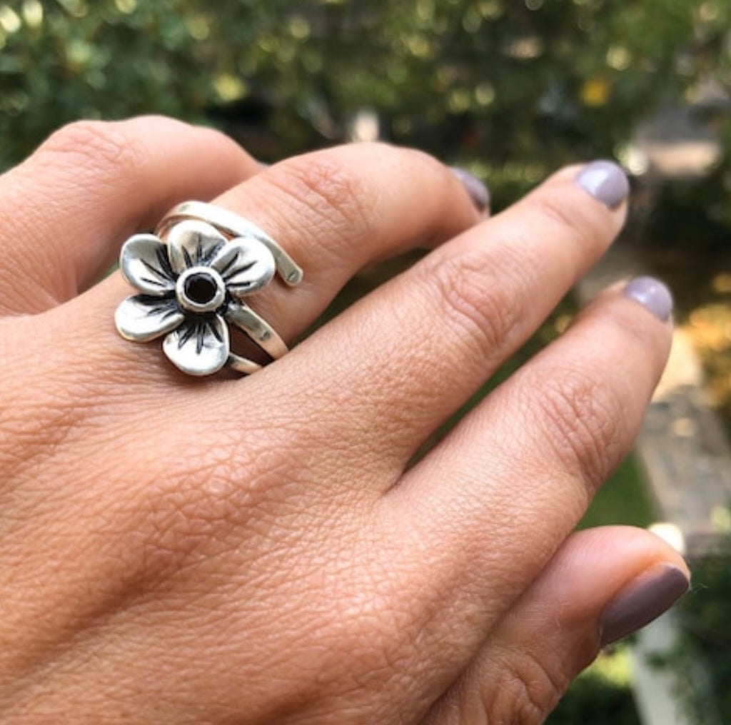 flower ring silver with a garnet gemstone, silver garnet ring