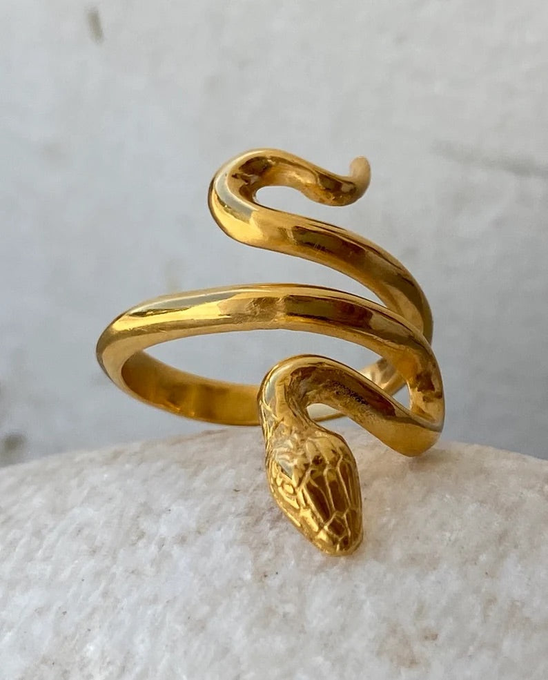 Snake ring gold