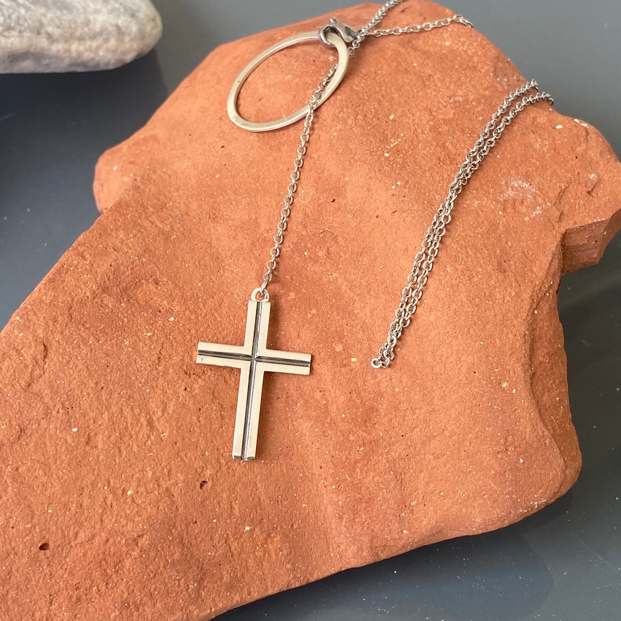 Women's Silver Crucifix Pendant – Bijou Jewellery