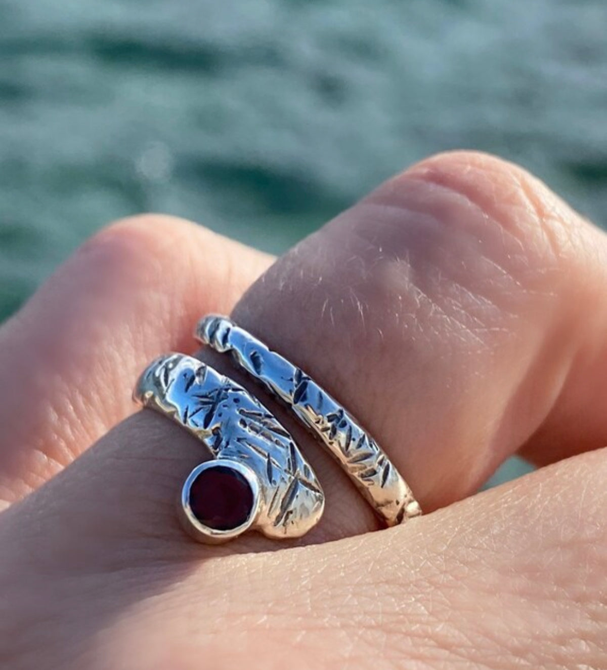 silver spiral ring, garnet ring, January birthstone ring
