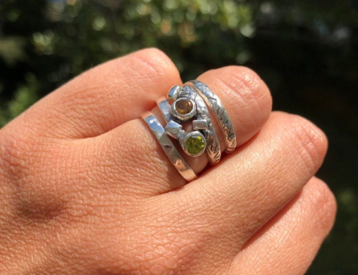 Silver spiral ring adjustable, spring ring with citrine and peridot
