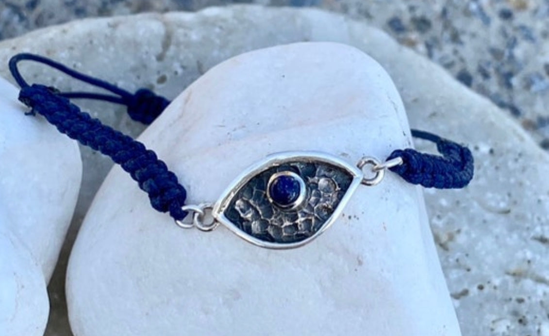 Evil eye bracelet with blue stone blue macrame